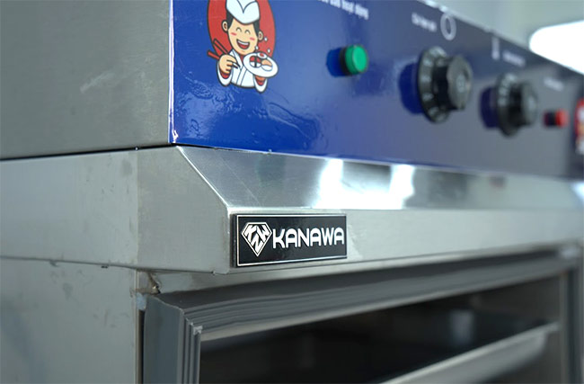 Th&agrave;nh tủ hấp b&aacute;nh bao điện gas 10 khay c&oacute; điều khiển
