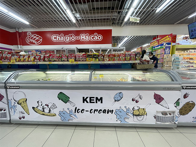 Feedback kh&aacute;ch h&agrave;ng mua tủ đ&ocirc;ng nằm Kanawa 3