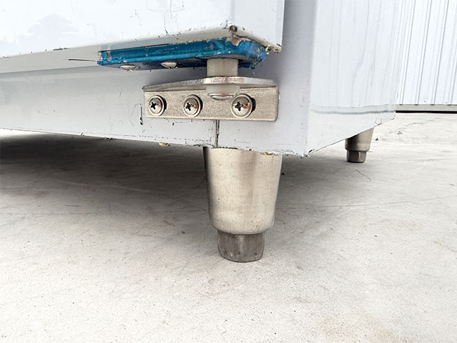 Ch&acirc;n đế vững chắc