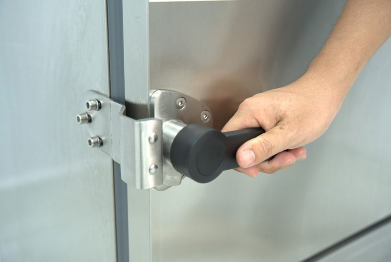 Kiểm tra tủ cơm định kỳ