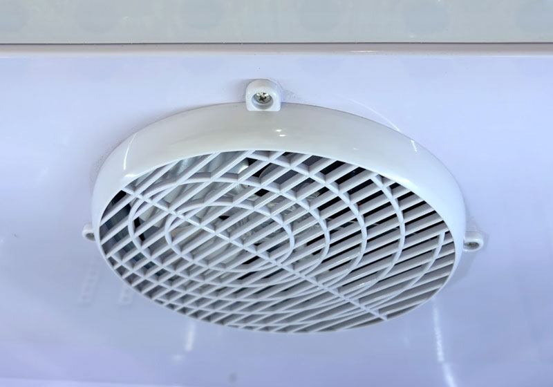 Tủ m&aacute;t t&iacute;ch hợp c&ocirc;ng nghệ l&agrave;m lạnh quạt gi&oacute; 