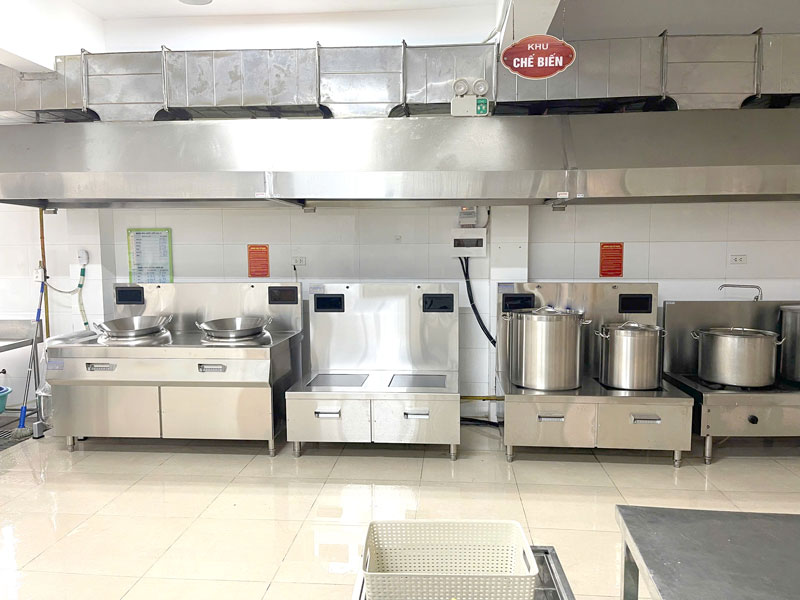 Bếp từ c&ocirc;ng nghiệp đặt s&agrave;n