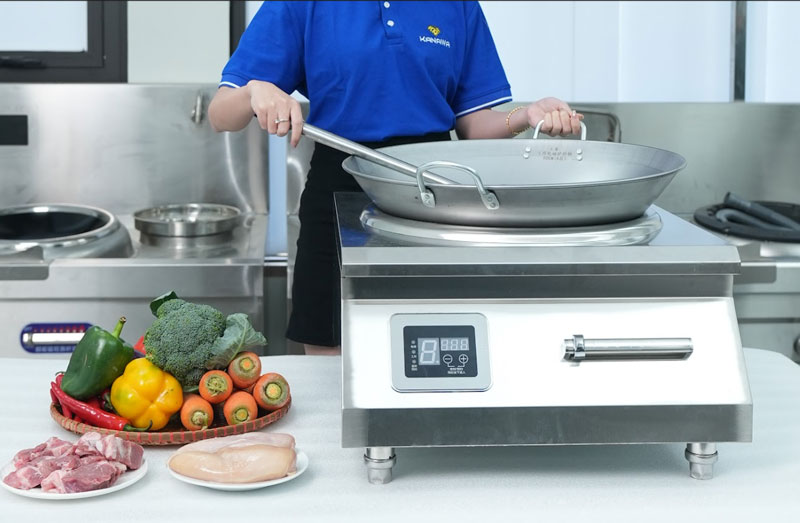 Bếp từ c&ocirc;ng nghiệp 8kW