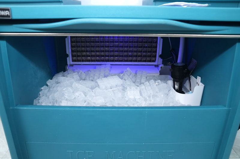 M&aacute;y l&agrave;m đ&aacute; vi&ecirc;n h&igrave;nh vu&ocirc;ng