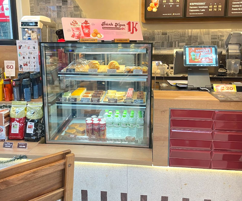 Tủ bánh kem âm quầy