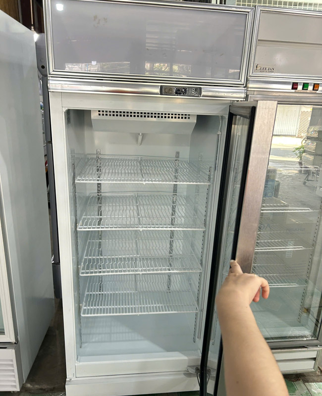 Mua tủ m&aacute;t trưng b&agrave;y gi&aacute; rẻ