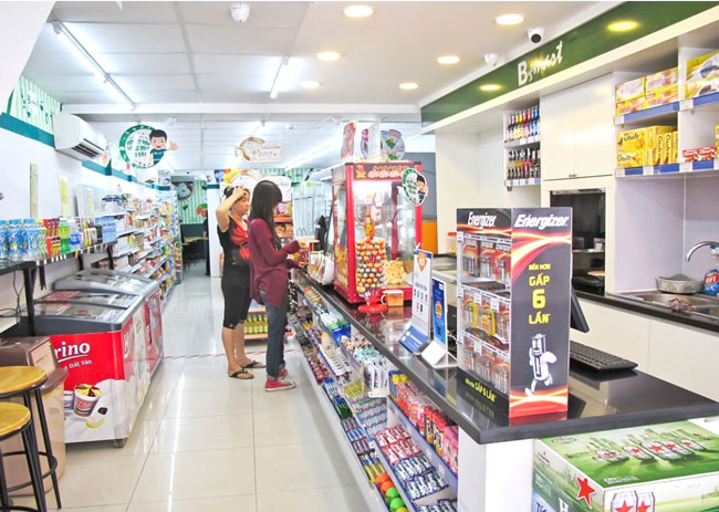 Mở cửa h&agrave;ng tiện lợi quy m&ocirc; tầm trung