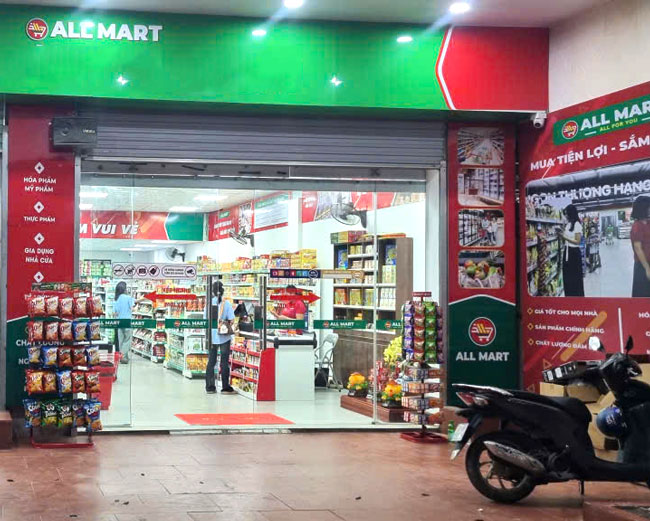 Chi ph&iacute; thu&ecirc; mặt bằng cửa h&agrave;ng tiện lợi