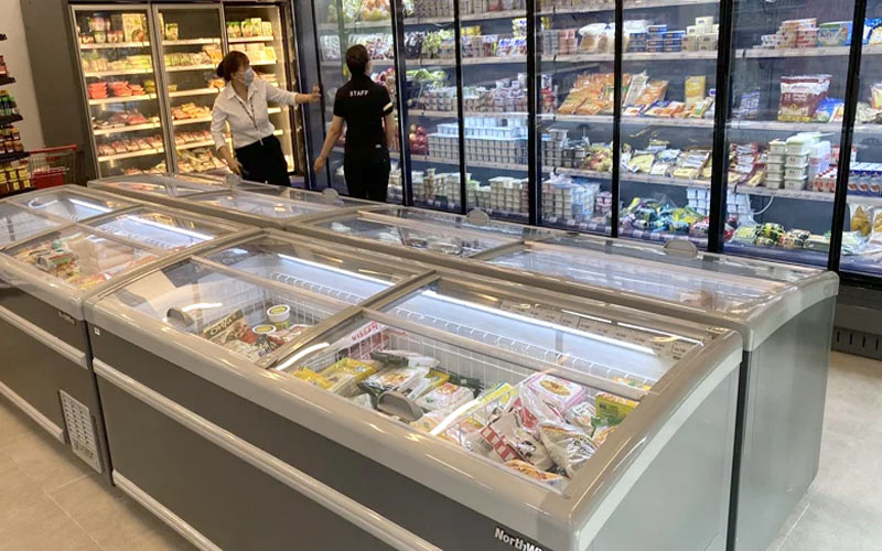 Tủ đ&ocirc;ng trong si&ecirc;u thị 150m2