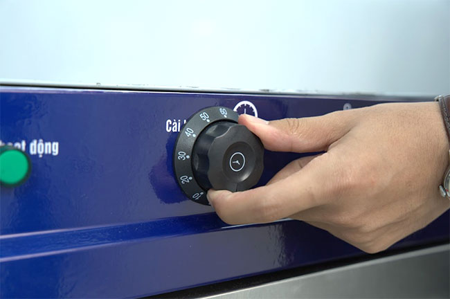 Chọn tủ c&oacute; điều khiển liền