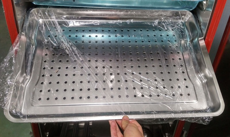 khay tủ cơm c&ocirc;ng nghiệp c&oacute; lỗ