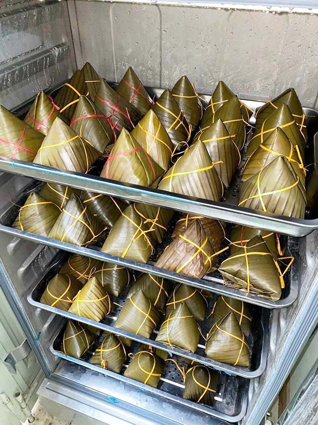 Món ăn được làm bằng tủ hấp bánh bao 4 khay